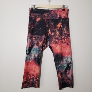 KOS USA Black Galaxy Print Capris Leggings sz. L